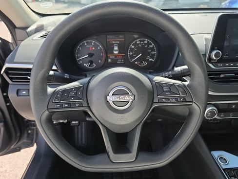 Certified 2025 Nissan Altima 2.5 S FWD image 28