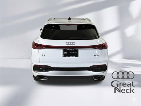 Certified 2025 Audi Q5 Premium w/ Convenience Package image 21