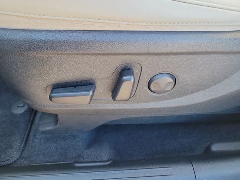 Certified 2023 Kia Telluride S w/ S Sunroof Package FWD image 24