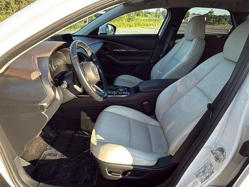 Used 2023 MAZDA CX-30 AWD 2.5 S w/ Premium Package image 24