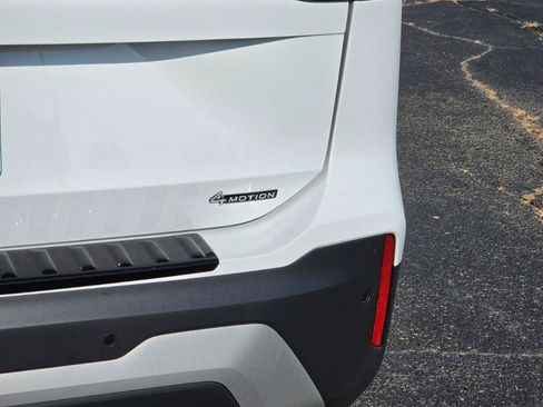Certified 2026 Volkswagen Tiguan SE AWD/4WD image 71