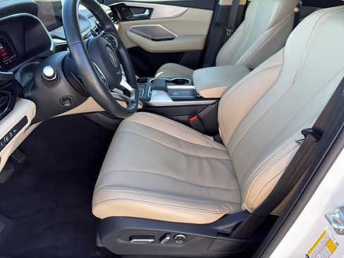 Used 2023 Acura MDX SH-AWD w/ Technology Package image 11