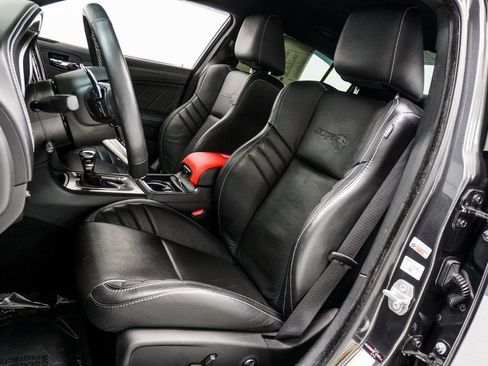 Used 2022 Dodge Charger SRT Hellcat w/ SRT Black Package image 6