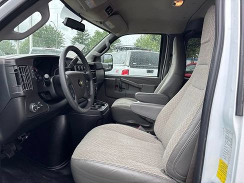 Used 2023 Chevrolet Express 3500 LS RWD image 13