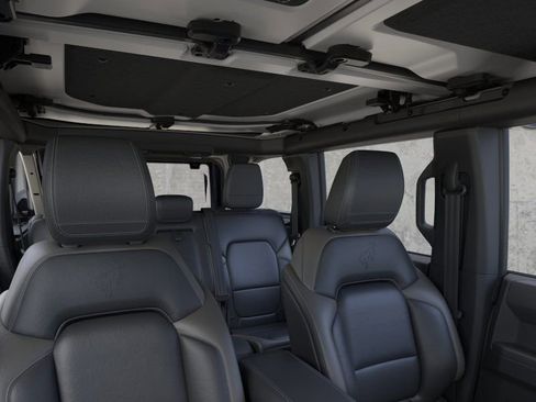 New 2026 Ford Bronco Outer Banks AWD/4WD image 15