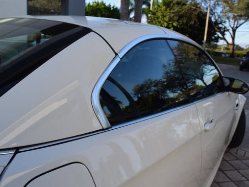 Used 2011 BMW M3 Convertible RWD image 34