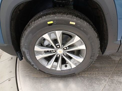 New 2026 Chevrolet Equinox LT AWD/4WD image 5
