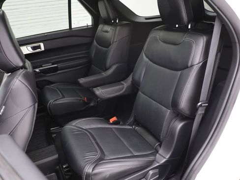 Used 2023 Ford Explorer ST w/ Technology Package image 13