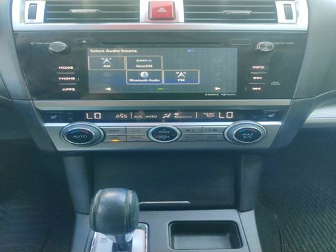Used 2015 Subaru Outback 2.5i Premium AWD/4WD image 10