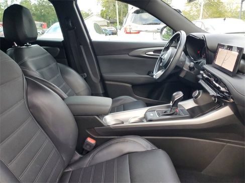 Used 2024 Alfa Romeo Tonale Ti w/ Active Assist Package image 38