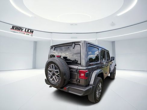 New 2025 Jeep Wrangler Sahara image 3