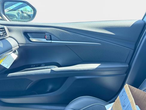 New 2026 Toyota Camry SE FWD image 19