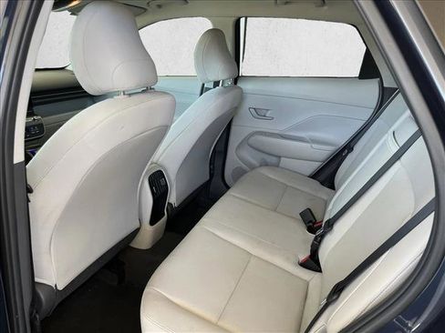 Used 2025 Hyundai Kona SEL AWD/4WD image 10