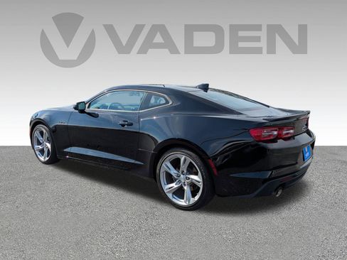 Used 2022 Chevrolet Camaro LT w/ Technology Package image 25