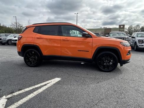 New 2026 Jeep Compass Latitude AWD/4WD image 4