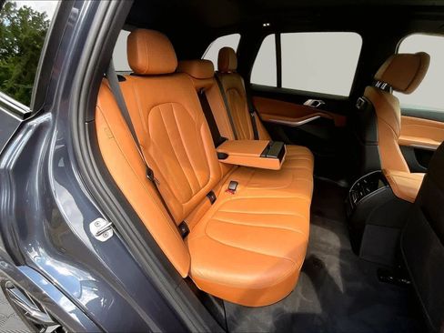 Used 2021 BMW X5 M50i w/ Premium Package AWD/4WD image 20