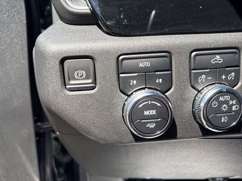 Used 2023 GMC Sierra 1500 Elevation AWD/4WD image 26