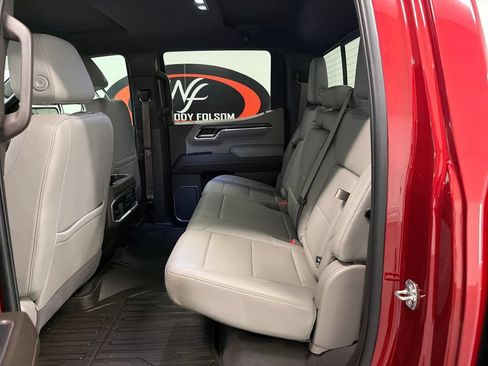 Used 2023 GMC Sierra 1500 SLT w/ SLT Premium Package AWD/4WD image 12