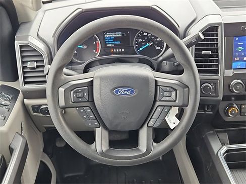 Used 2021 Ford F250 XLT w/ FX4 Off-Road Package image 4