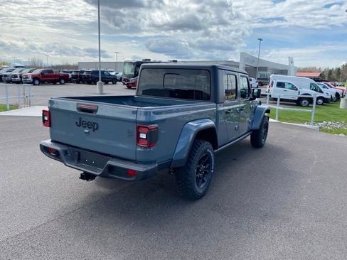 New 2026 Jeep Gladiator Sport AWD/4WD image 5
