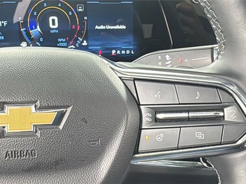 Used 2025 Chevrolet Equinox LT image 23