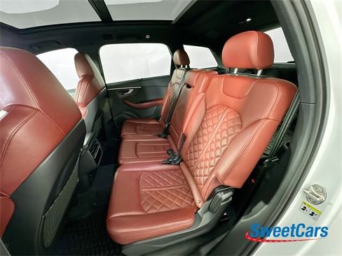 Used 2024 Audi SQ7 Premium Plus w/ Executive Package image 13