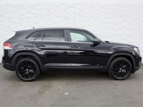 New 2026 Volkswagen Atlas Cross Sport SE AWD/4WD image 5