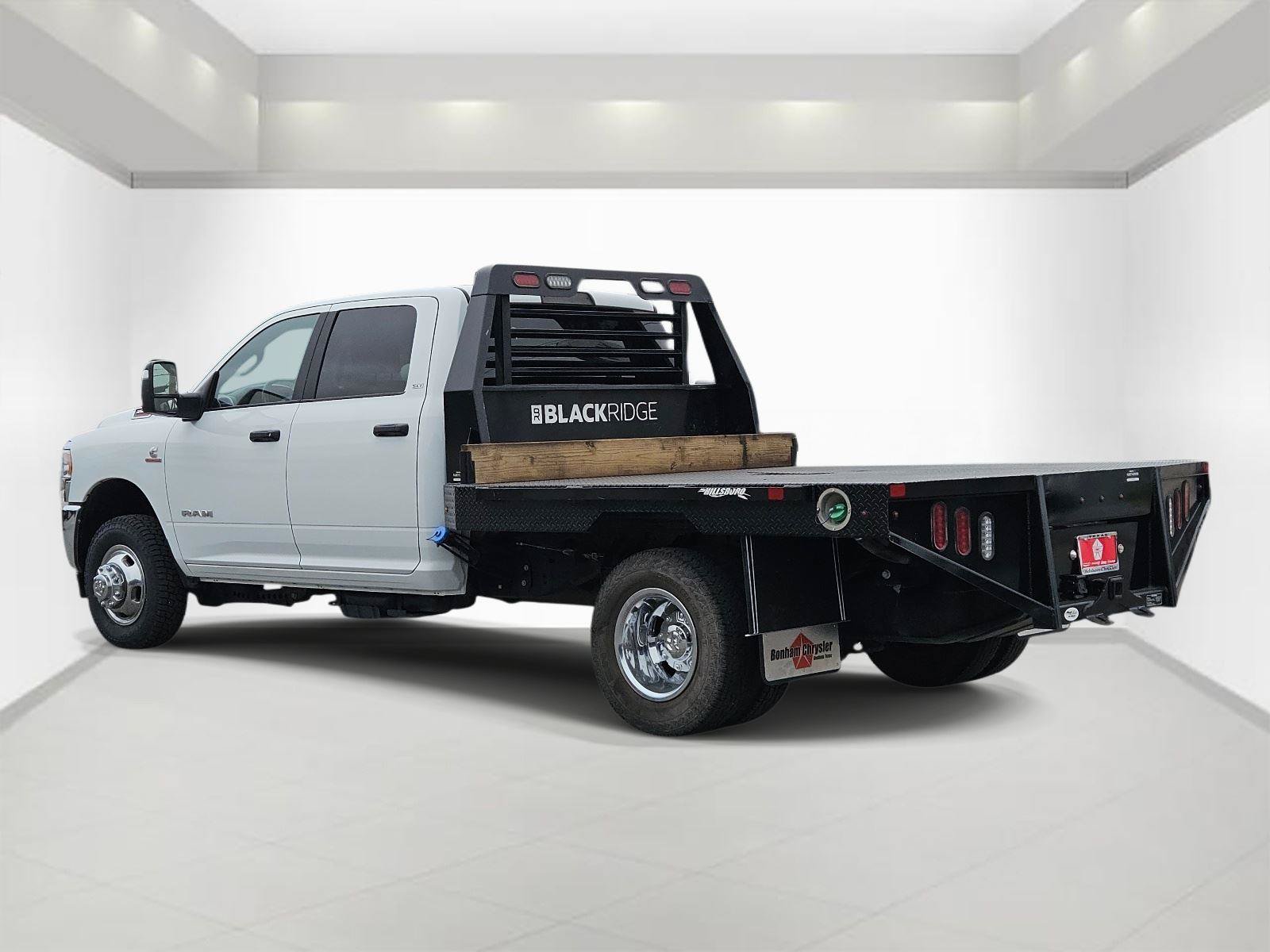 Used 2024 RAM 3500 SLT w/ Quick Order Package 2YG SLT AWD/4WD image 6