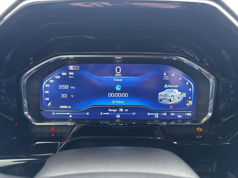 Used 2024 Chevrolet Silverado 1500 High Country w/ Technology Package image 16