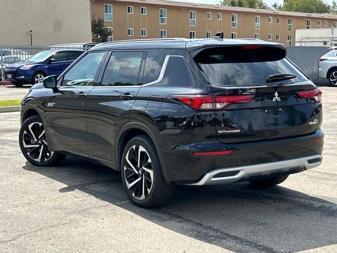 Used 2023 Mitsubishi Outlander SEL image 5