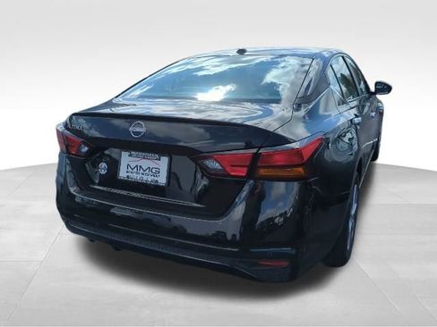 New 2025 Nissan Altima 2.5 S image 8