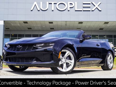 Used 2023 Chevrolet Camaro LT w/ Technology Package RWD image 1