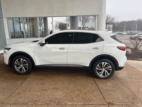 Used 2021 Buick Envision Essence image 8