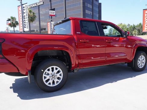 New 2026 Toyota Tacoma SR5 AWD/4WD image 4