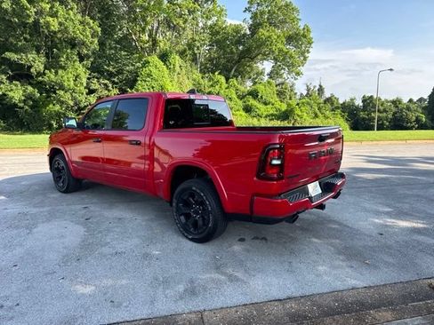Used 2025 RAM 1500 Big Horn AWD/4WD image 5