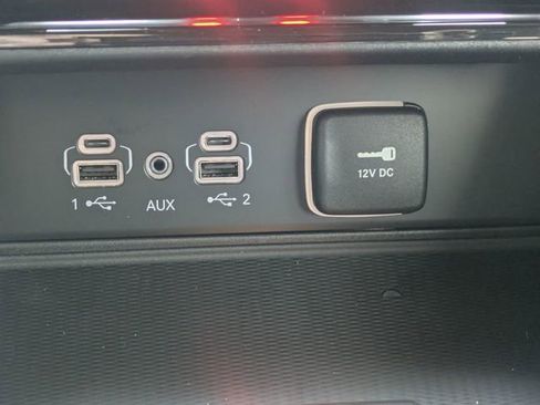 New 2025 Jeep Grand Cherokee Laredo w/ Luxury Tech Group I image 23