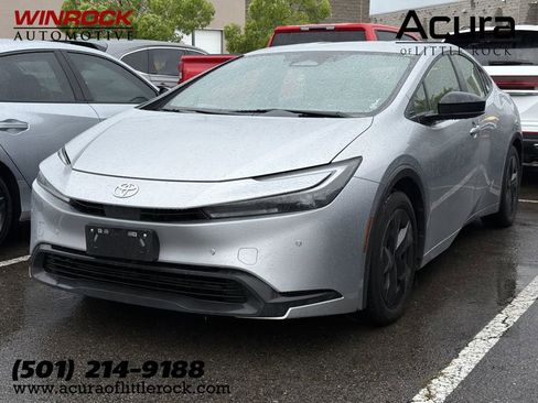Used 2024 Toyota Prius LE FWD image 1