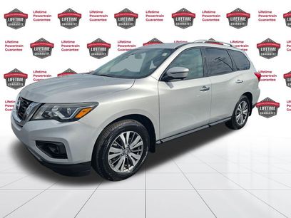 Used 2017 Nissan Pathfinder SL w/ Trailer Tow Package