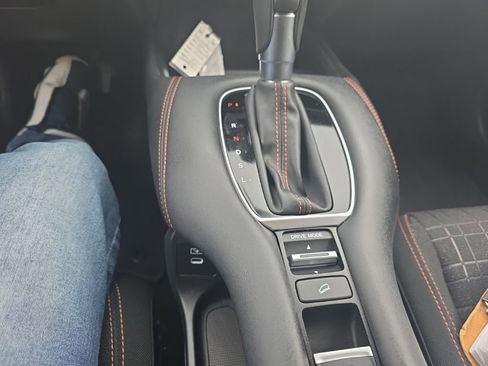 Certified 2024 Honda HR-V Sport image 18