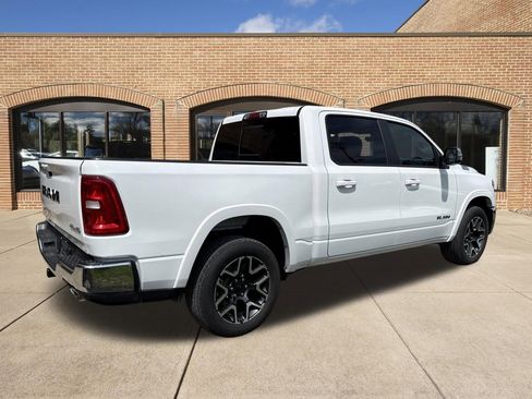 Used 2026 RAM 1500 Laramie AWD/4WD image 3