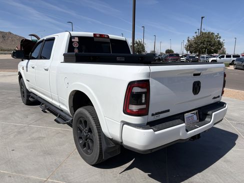 Used 2021 RAM 2500 Laramie w/ Night Edition image 3