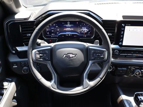 Used 2024 Chevrolet Silverado 1500 LT Trail Boss w/ Convenience Package II AWD/4WD image 20