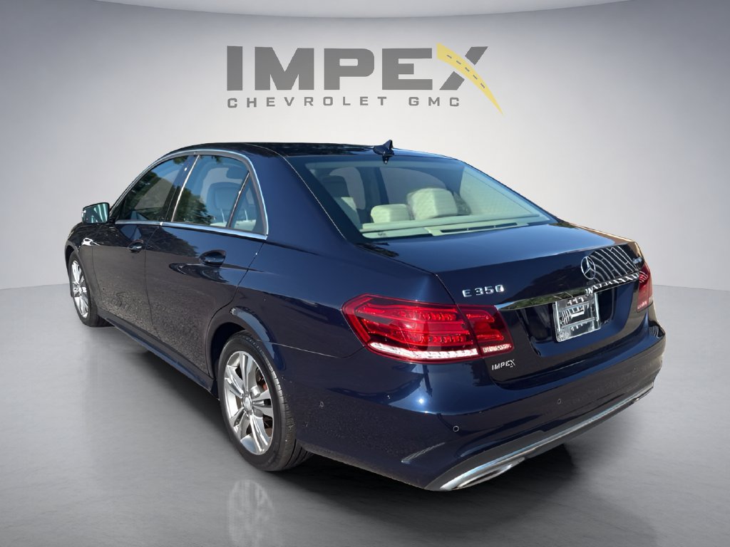 Used 2014 Mercedes-Benz E 350 4MATIC Sedan image 3