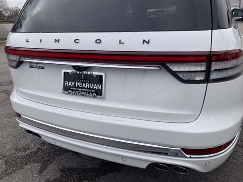 Certified 2023 Lincoln Aviator Black Label w/ Dynamic Handling Package image 4
