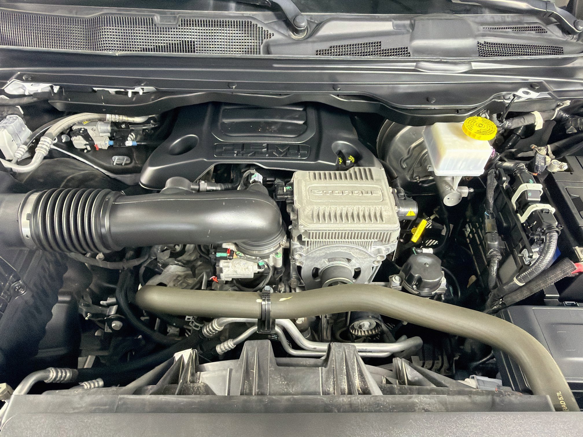 Used 2023 RAM 1500 Laramie AWD/4WD image 34