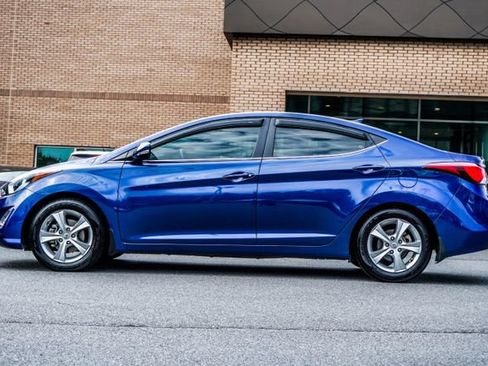 Used 2016 Hyundai Elantra Value Edition FWD image 9