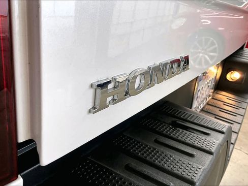 Used 2024 Honda Ridgeline RTL image 11