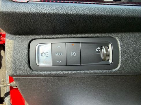 Used 2025 Chevrolet Traverse RS w/ LPO, Cargo Package FWD image 56