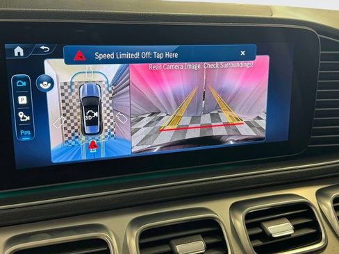 Used 2025 Mercedes-Benz GLE 350 4MATIC image 25