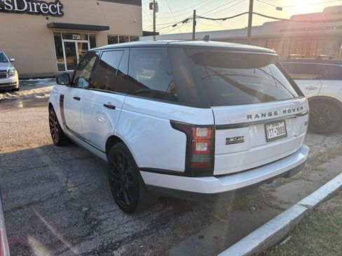 Used 2016 Land Rover Range Rover HSE image 12